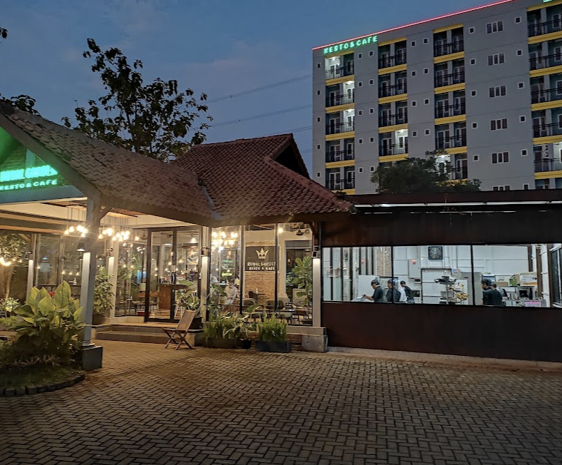 Apartemen Royal Garden